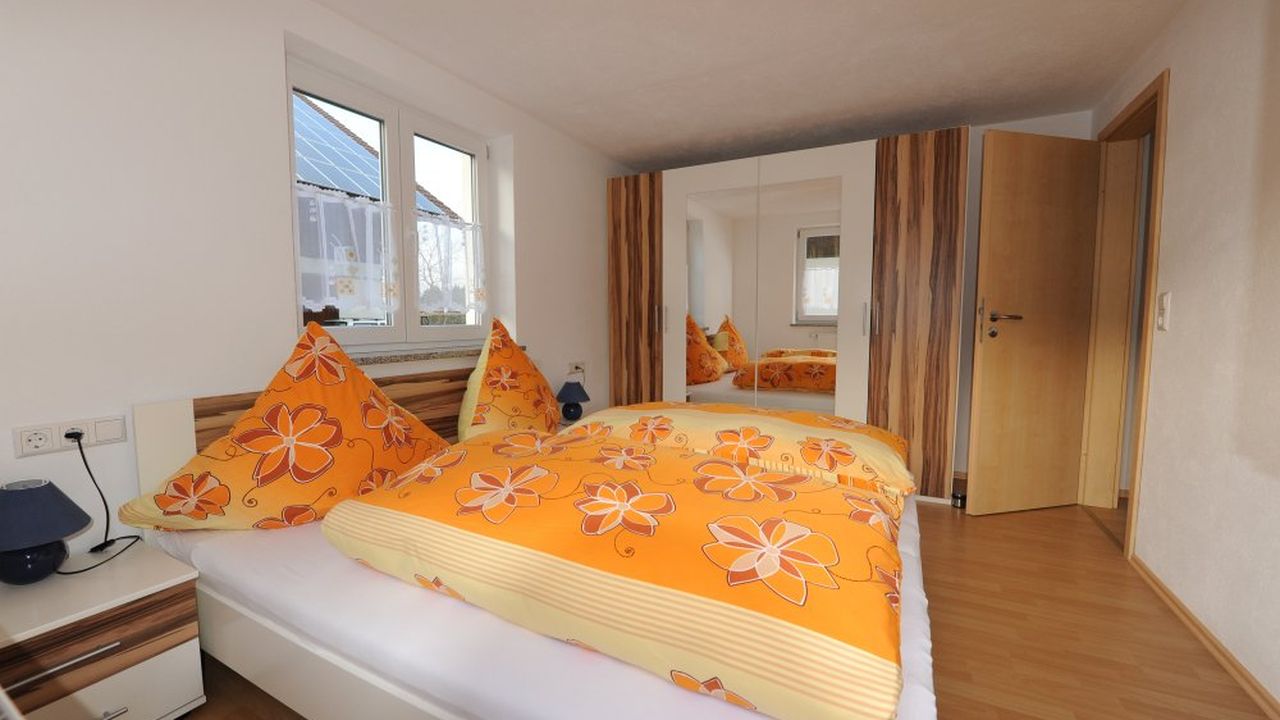 "Fewo Leonie" Schlafzimmer "Fewo Leonie" Schlafzimmer